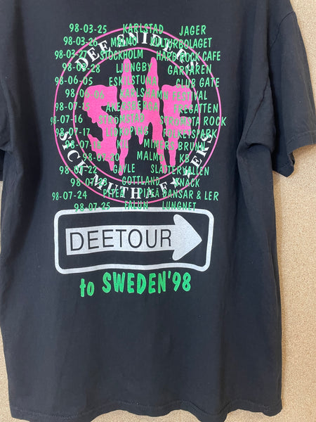 Vintage 1998 Twisted Sister Deetour to Sweden T-Shirt - L