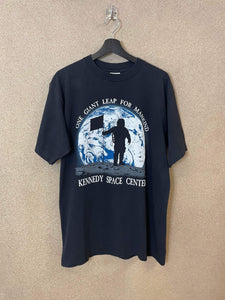 Vintage Kennedy Space Center One Giant Leap for Mankind 90s Tee - L